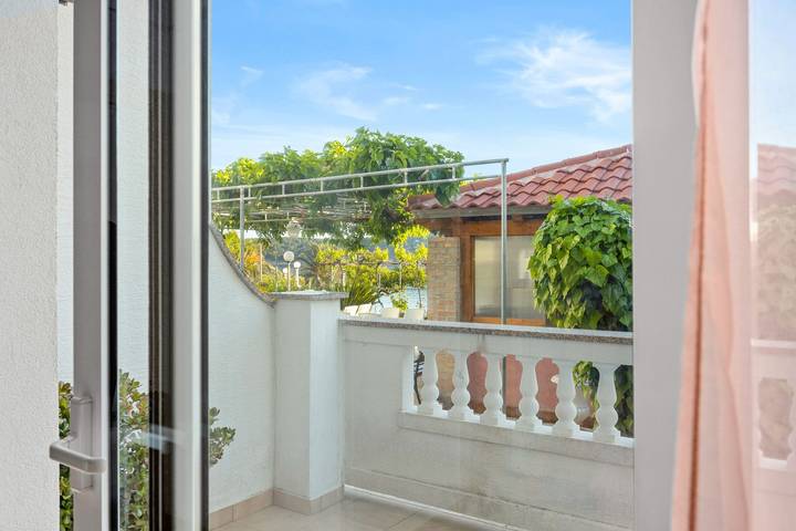 Studio für 2 Personen, mit Garten und Balkon auf Rab - 3