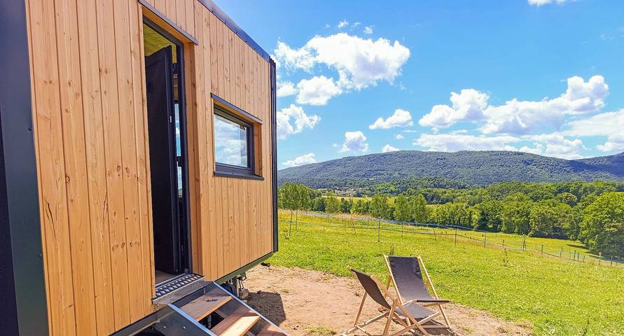 Location de vacances pour 2 personnes, avec Jardin à Villechantria