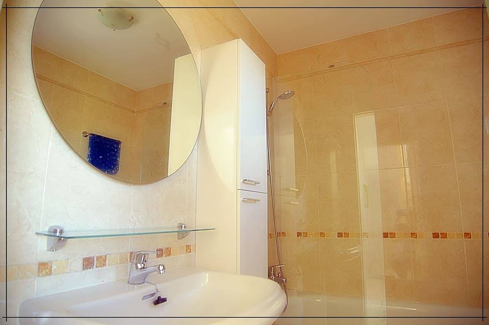 Luxury beach house 50 meters from the beach, located in a closed community. in Playas de Vera, Vera