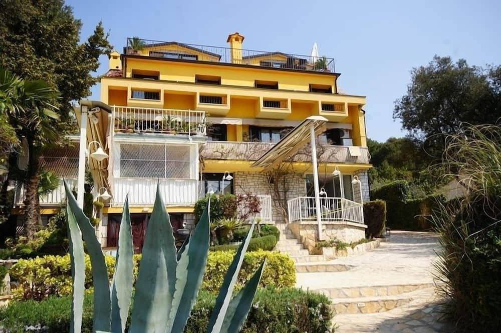 Room 81-6 for 2 Pers. in Rovinj in Borik, Rovinj en omgeving