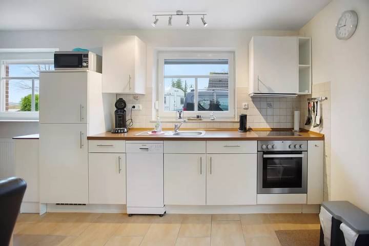 Ferienhaus für 4 Personen, mit Terrasse in Nesse - 3
