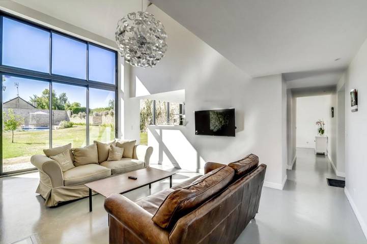 Location de vacances pour 14 personnes, avec jardin ainsi que terrasse et piscine, animaux acceptés dans Amponville - 4