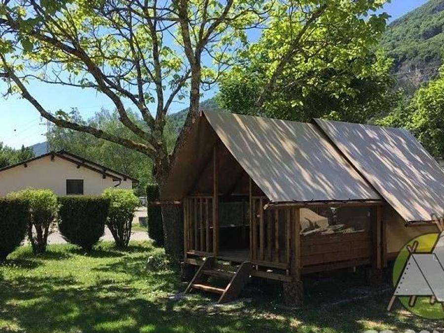 Camping maeva escapades Sun Océan - Bungalow toilé 2 personnes - Cyclotente 1 Pièces 2 Personnes in Talmont-Saint-Hilaire, Vendée