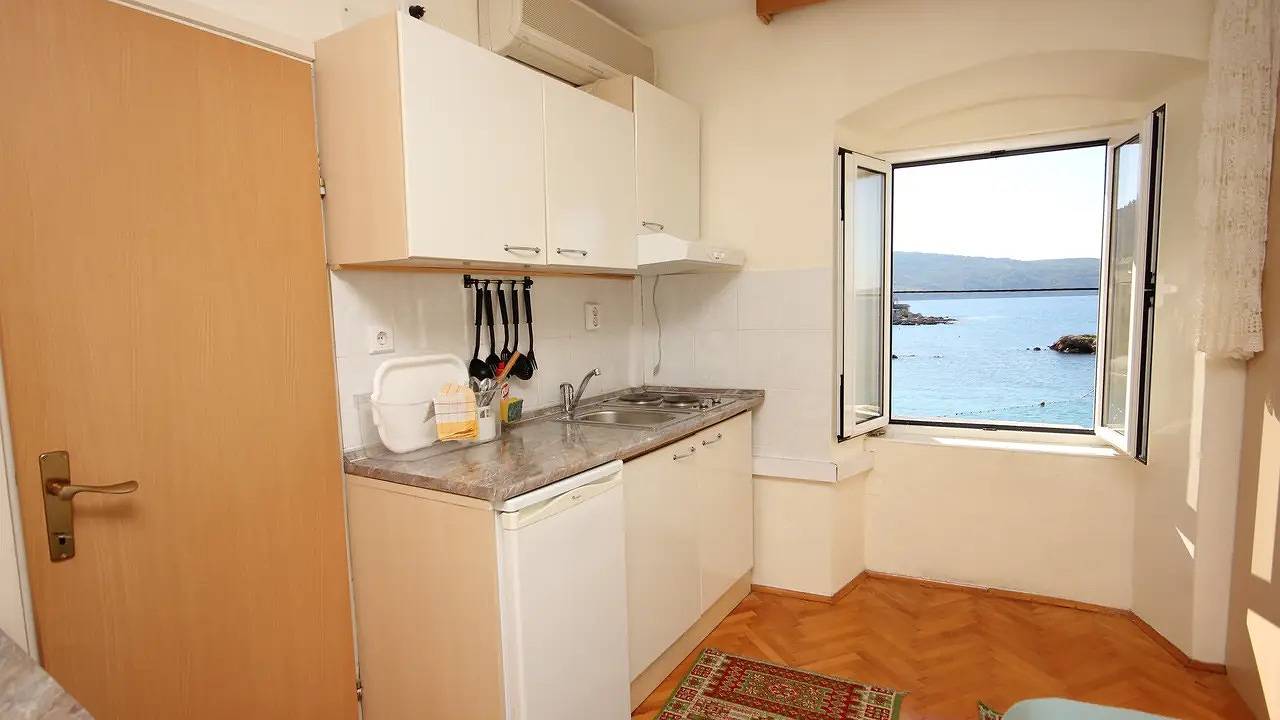 Helt studio, Studio für 3 Personen (16 m²) in Komiža in Komiza, Split-Dalmatia