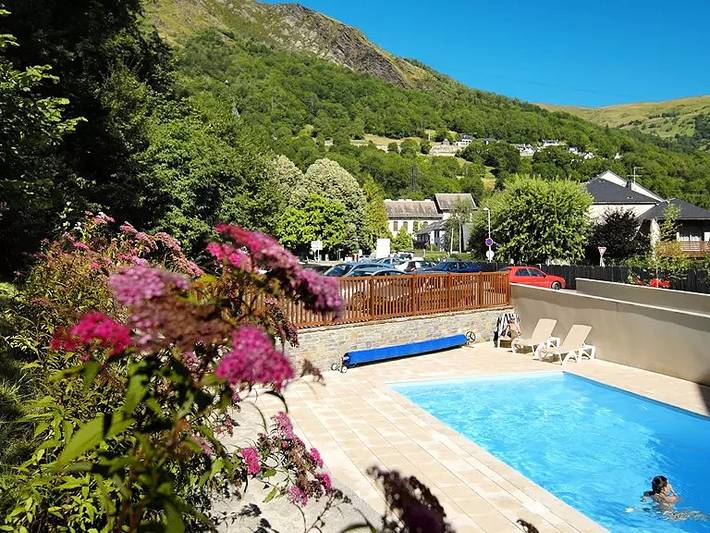 Gîte pour 6 personnes, avec piscine à Saint-Lary - 2