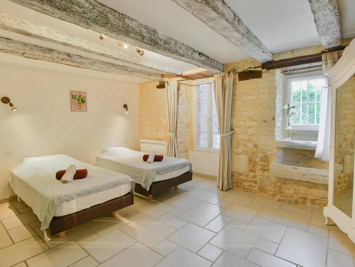 Location de vacances pour 6 personnes, avec terrasse et piscine, animaux acceptés à Dégagnac - 3