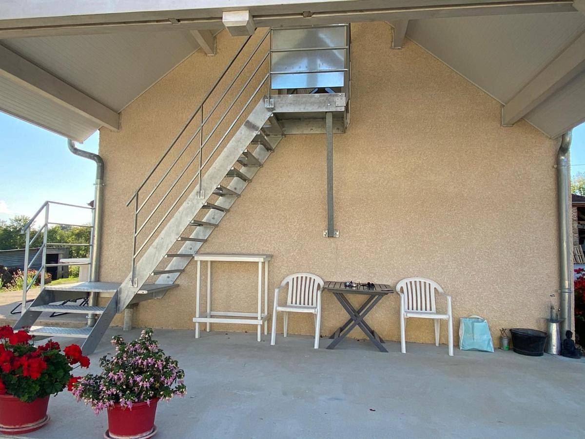 Double Room with Private Bathroom in Fontainebrux, Jura