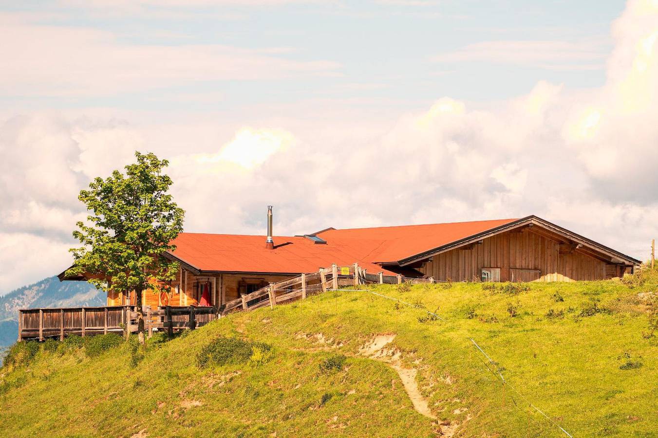 Entire holiday apartment, * Hütte für bis zu 10 Personen in Walchsee, Kaiser mountains