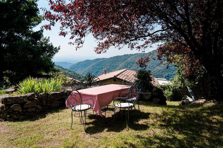 Casa rural para 5 personas, con piscina y jardín, Se admiten mascotas - 1