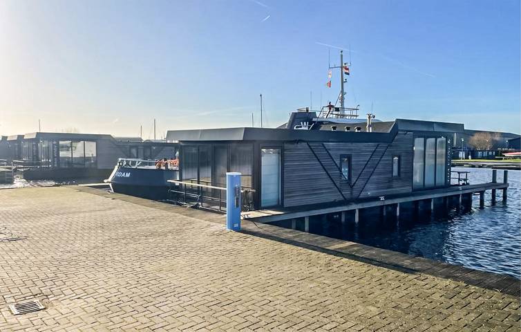 Ferienhaus für 6 Personen, mit Ausblick und Terrasse sowie Seeblick in Friesland - 3