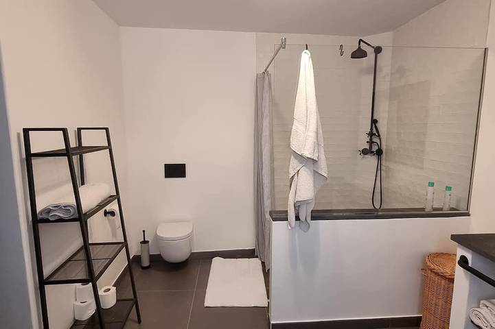 Apartamento entero, Precioso apartamento con patio centro de Castropol in Castropol, Costa Verde