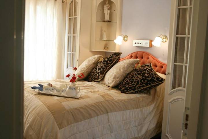 Bed and breakfast for 2 people in Dawlish