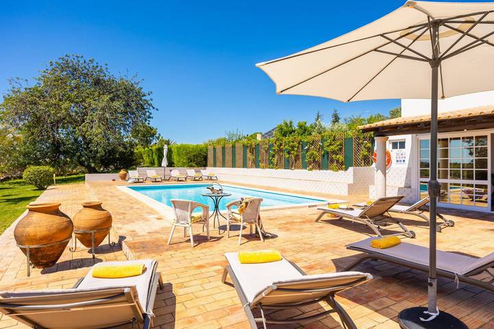 Location de vacances pour 10 personnes, avec terrasse et jardin à Moncarapacho - 3