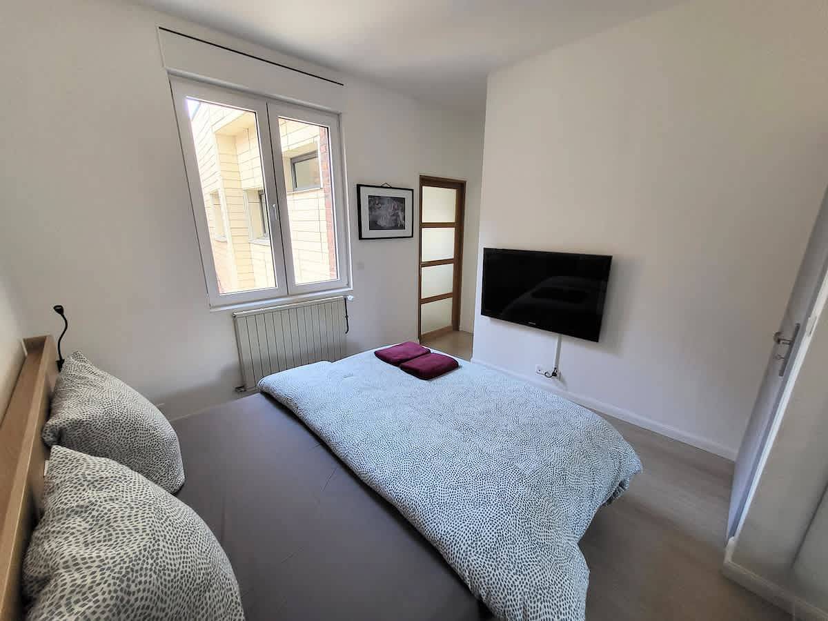 Maison proches des places avec stationnement in Arras, Arras region