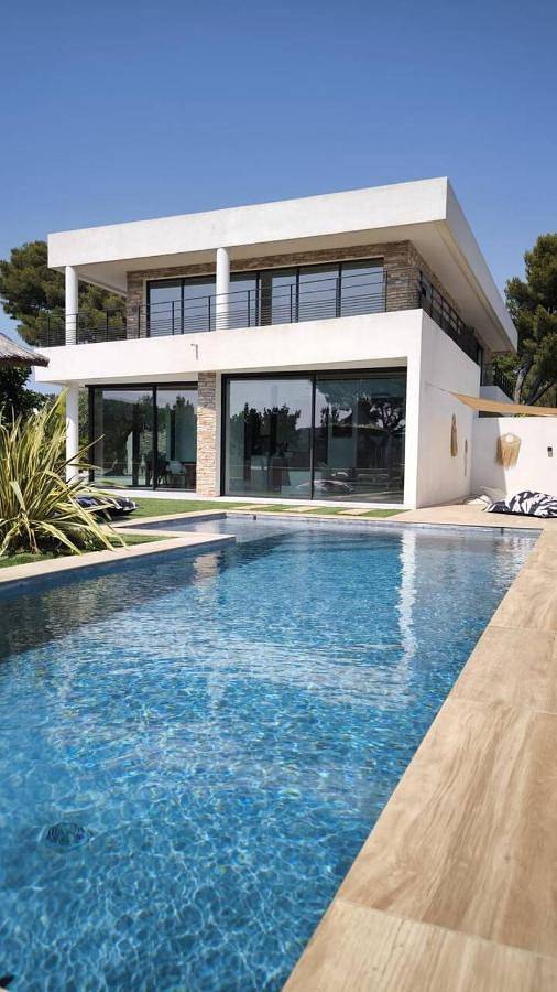 Location de vacances pour 6 personnes, avec jardin ainsi que vue et piscine dans Calanque de Port-Miou - 3