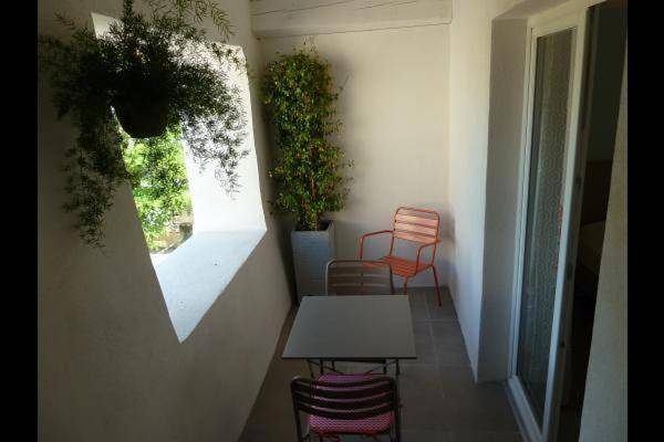 Location de vacances pour 3 personnes, avec vue et balcon à Saint-Pierre-des-Champs - 2