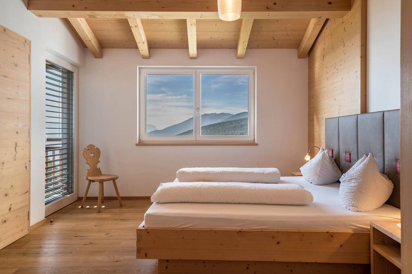 Ganze Wohnung, Ferienwohnung 'Apt Gamsstube' mit Bergblick, privater Terrasse und Wlan in Meransen, Mühlbach