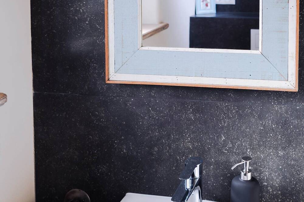 Ganze Wohnung, Remark Studios: Historisches und modernes Apartment in Burgwedel, Hannover und Umgebung