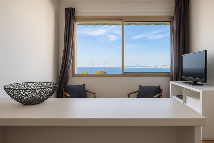 Location de vacances pour 4 personnes, avec Balcon et Terrasse à la La Ciotat