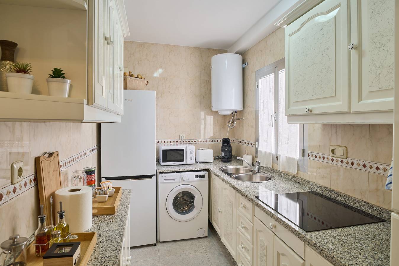 Appartement entier, Appartement 'Medina Paradise' avec Wi-Fi et climatisation à Córdoba in Distrito Centro (Córdoba), Cordoba