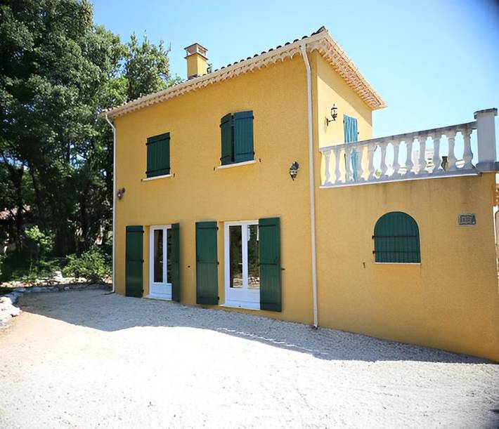 Location de vacances pour 8 personnes, avec piscine ainsi que jardin et balcon à Méjannes-le-Clap - 4