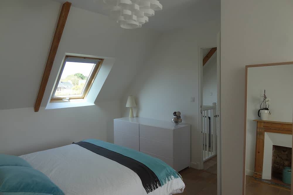 300m from the Sea, Breton house with large garden and sea view - Wifi in L'Arcouest, Ploubazlanec