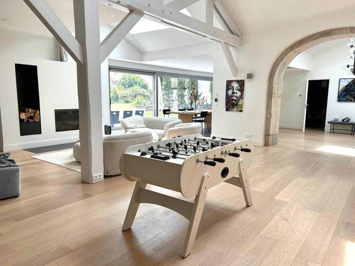 Casa de vacaciones para 10 personas, con jardín además de terraza y piscina - 1