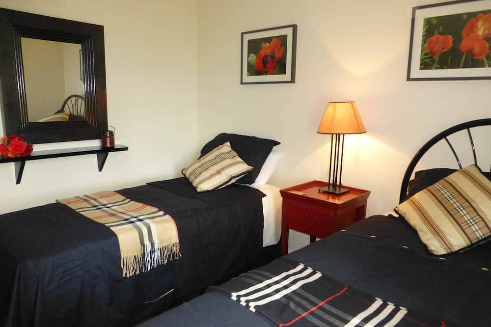 Entire apartment, Luxury Apartment with Spectacular Mountain and Sea Views, The Quay, Dundrum in County Down