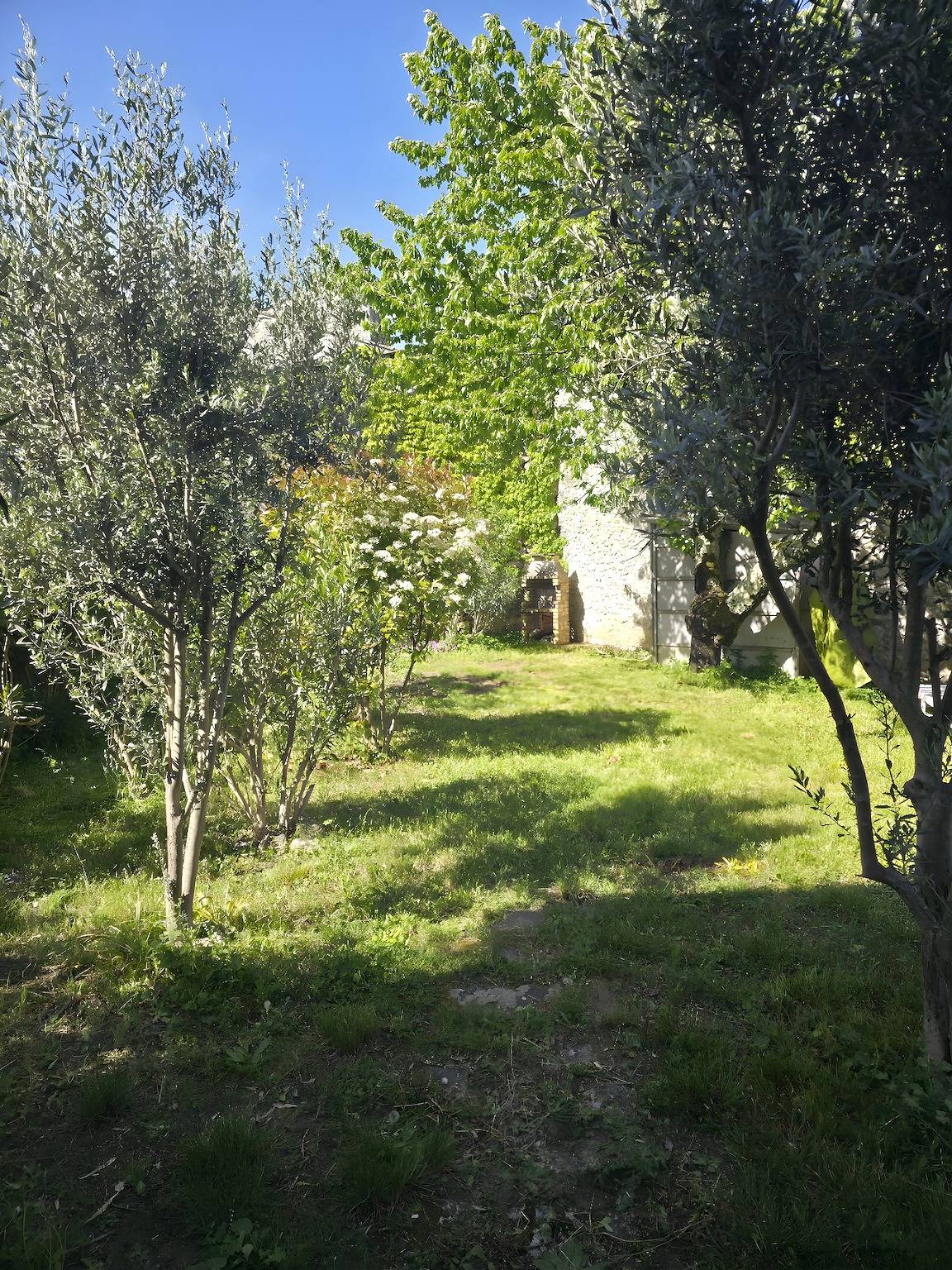 Encantadora casa en Vallon Pont d'Arc con terraza privada, jardín y Wi-Fi in Vallon-Pont-d'Arc, Gorges de l’Ardèche