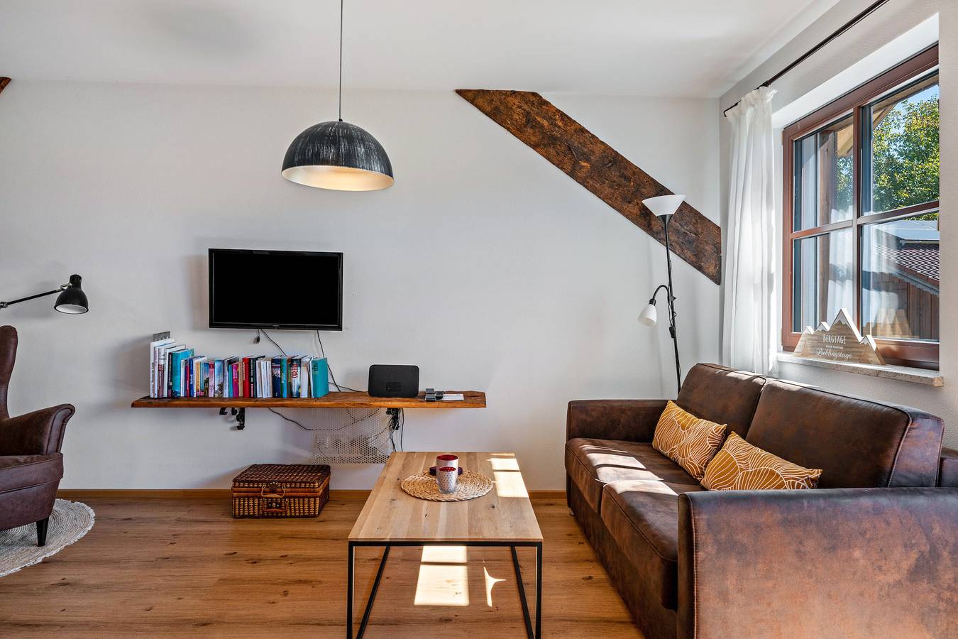 Ganze Wohnung, Ferienwohnung 'Untersbergblick' mit Bergblick, Balkon und Wi-Fi in Freilassing, Rupertiwinkel