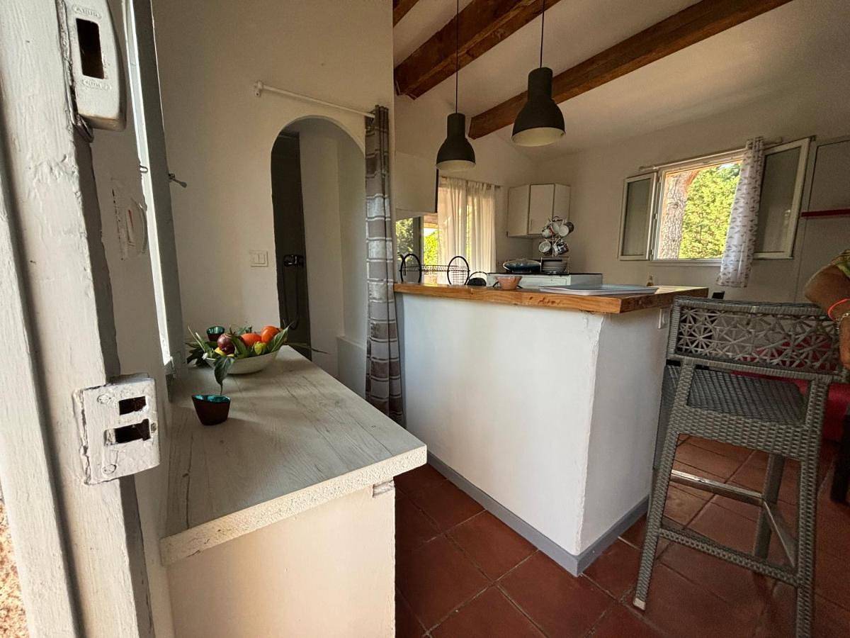 Appartement entier, Studio terrasse in Villecroze, Région de Draguignan