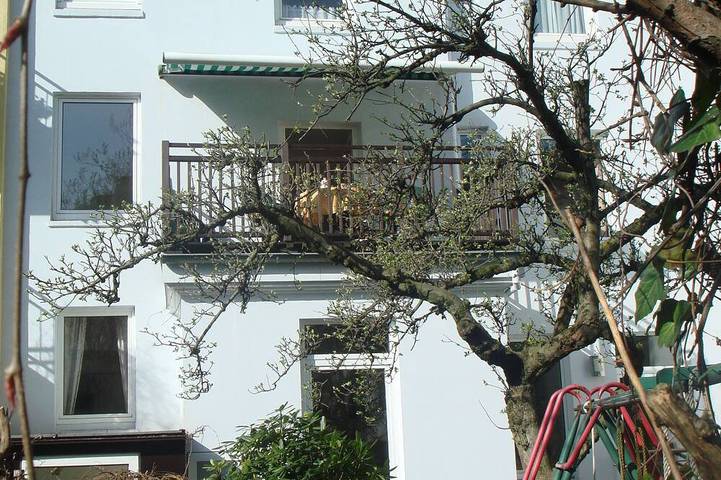 Ferienwohnung für 4 Personen, mit Garten und Sauna sowie Pool und Whirlpool in Eppendorf Hamburg