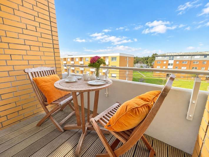 Ganze Wohnung, Komfortables Apartment mit Balkon und moderner Küche nahe Strand in Westerland in Westerland, Sylt (Gemeinde)