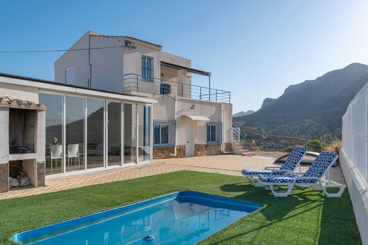 Casa de vacaciones para 7 personas, con Jardín y Piscina para niños en Molina de Segura