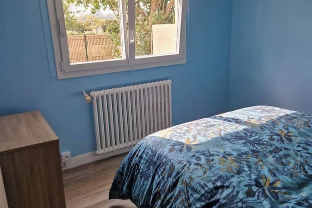 Appartement entier, Location appartement 25m2  Avel braz Ii in Hillion, Côte de Goëlo