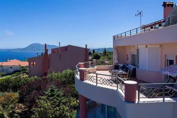 Casa Vacanza per 9 Persone in Eubea, Foto 4