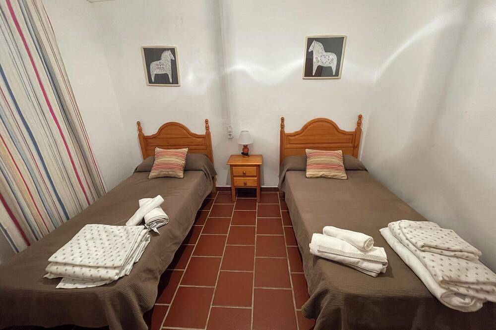 Homerez - Villa en Aroche con piscina. in Aroche, Sierra de Aracena