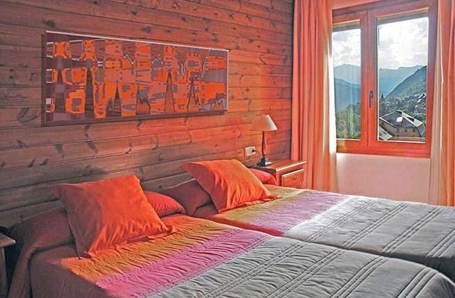 Hôtel pour 2 personnes, avec terrasse ainsi que vue et jardin dans Salardú - 3