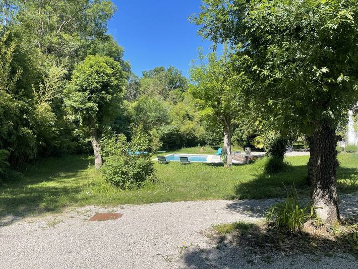 Gîte pour 4 personnes, avec piscine ainsi que jardin et terrasse à Rians - 4