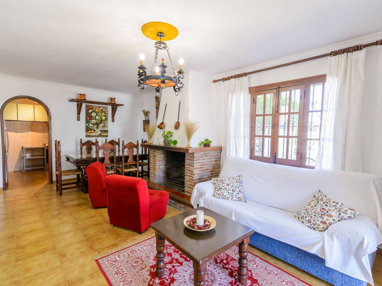 Patio de los Naranjos Haus mit Terrasse und Schwimmbad in Alcaucín, Provincia de Málaga