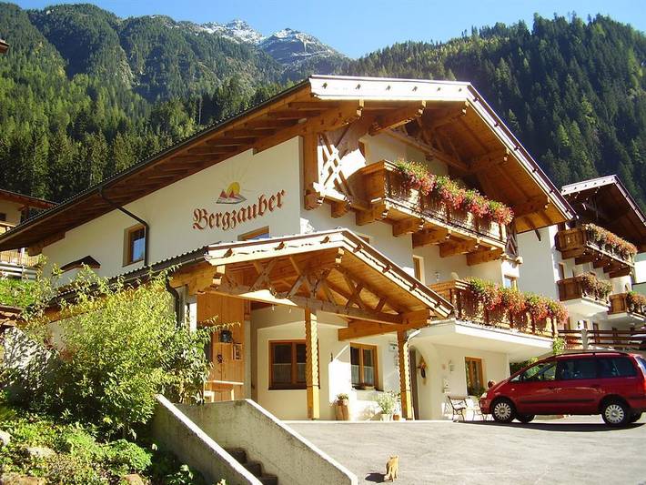 Ferienwohnung für 4 Personen, mit Balkon und Ausblick in Neustift im Stubaital - 2