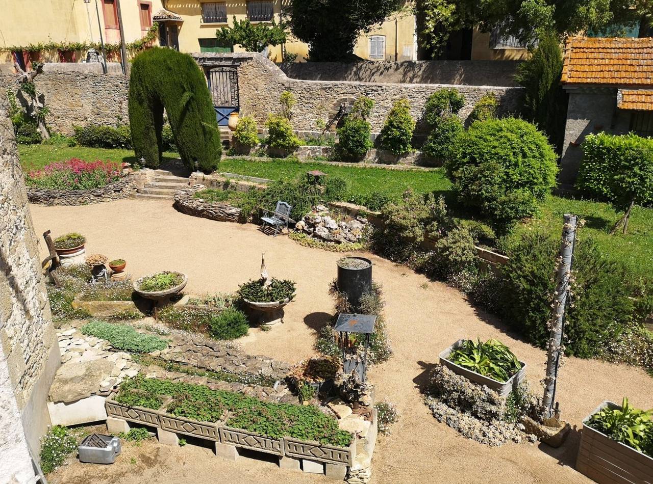 Château Saint-Martin, tables d'hôtes, chambres d'hôtes - Assalhy (+ annexe 8m²) in Carcassonne, Région de Carcassonne