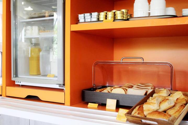 Hôtel pour 2 personnes, avec terrasse, animaux acceptés à Plaisir (Yvelines) - 4