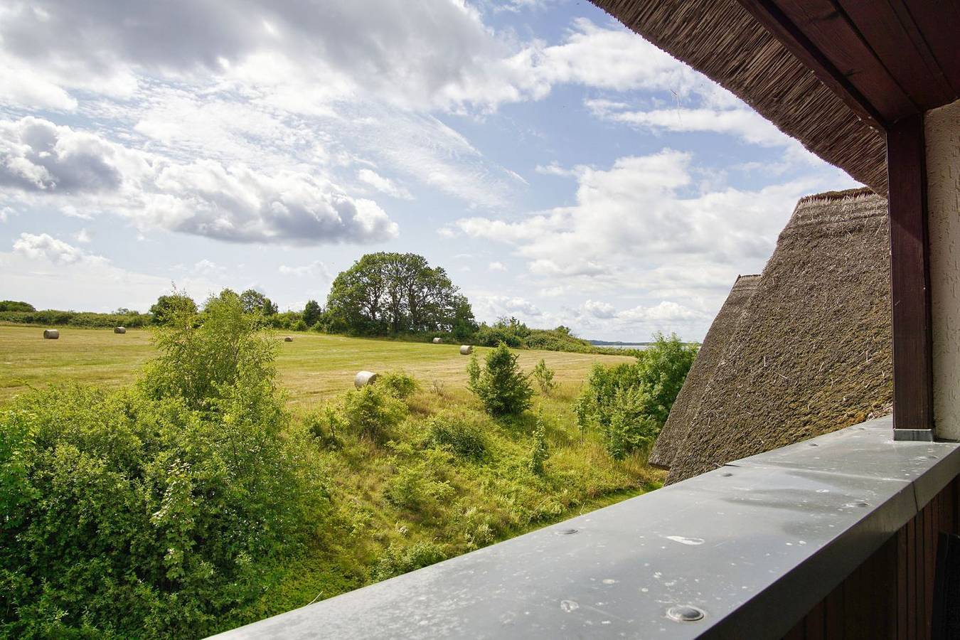 Apartamento entero, Strandnah mit Balkon, Schwimmbad- und Saunanutzung - Strandhaus Mönchgut in Lobbe, Mönchgut