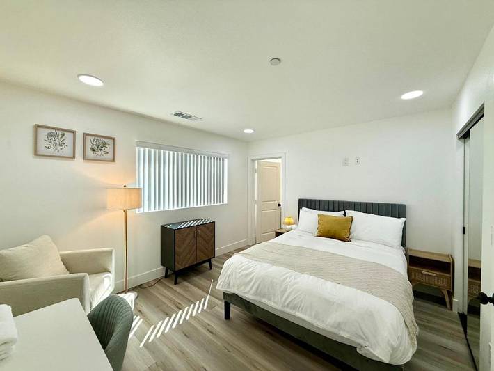 Apartahotel para 2 personas, con vistas y balcón en Los Angeles