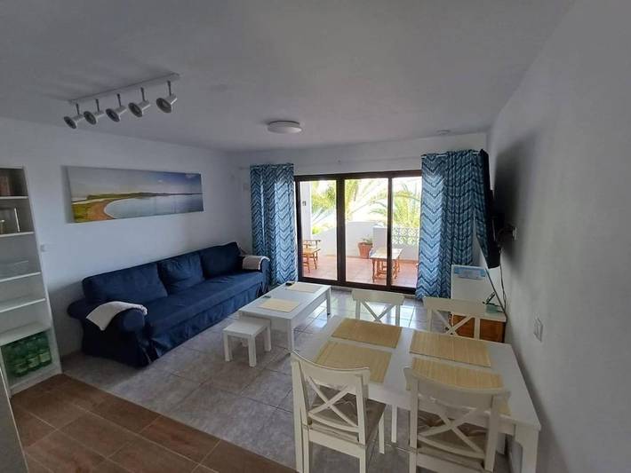 Apartamento de vacaciones para 4 personas, con piscina además de terraza y jardín - 1