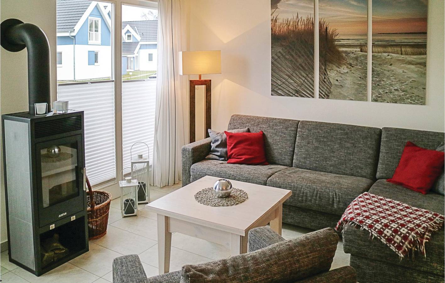 Strandnahe Wohnung mit Parkplatz, Terrasse & WiFi - Drewoldke in Breege, Rügen