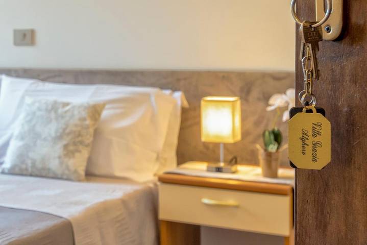 Chambre d’hôte pour 2 personnes, avec terrasse ainsi que piscine et jardin à Alghero - 4