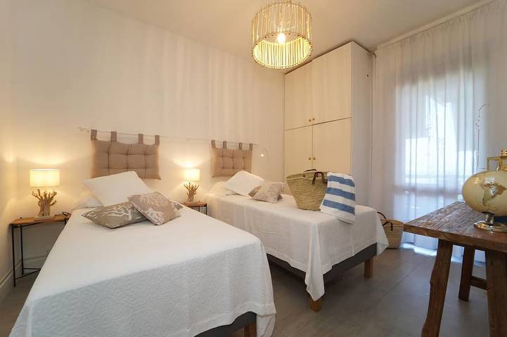 Apartamento entero, Apartamento de lujo de 20 m del mar, Balcón, Vista al mar, cerca de 5Terre in Spiaggia di Arenella, Porto Venere Municipio