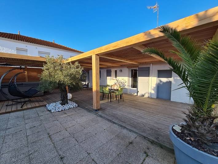 Maison de vacances pour 8 personnes, avec jacuzzi et terrasse